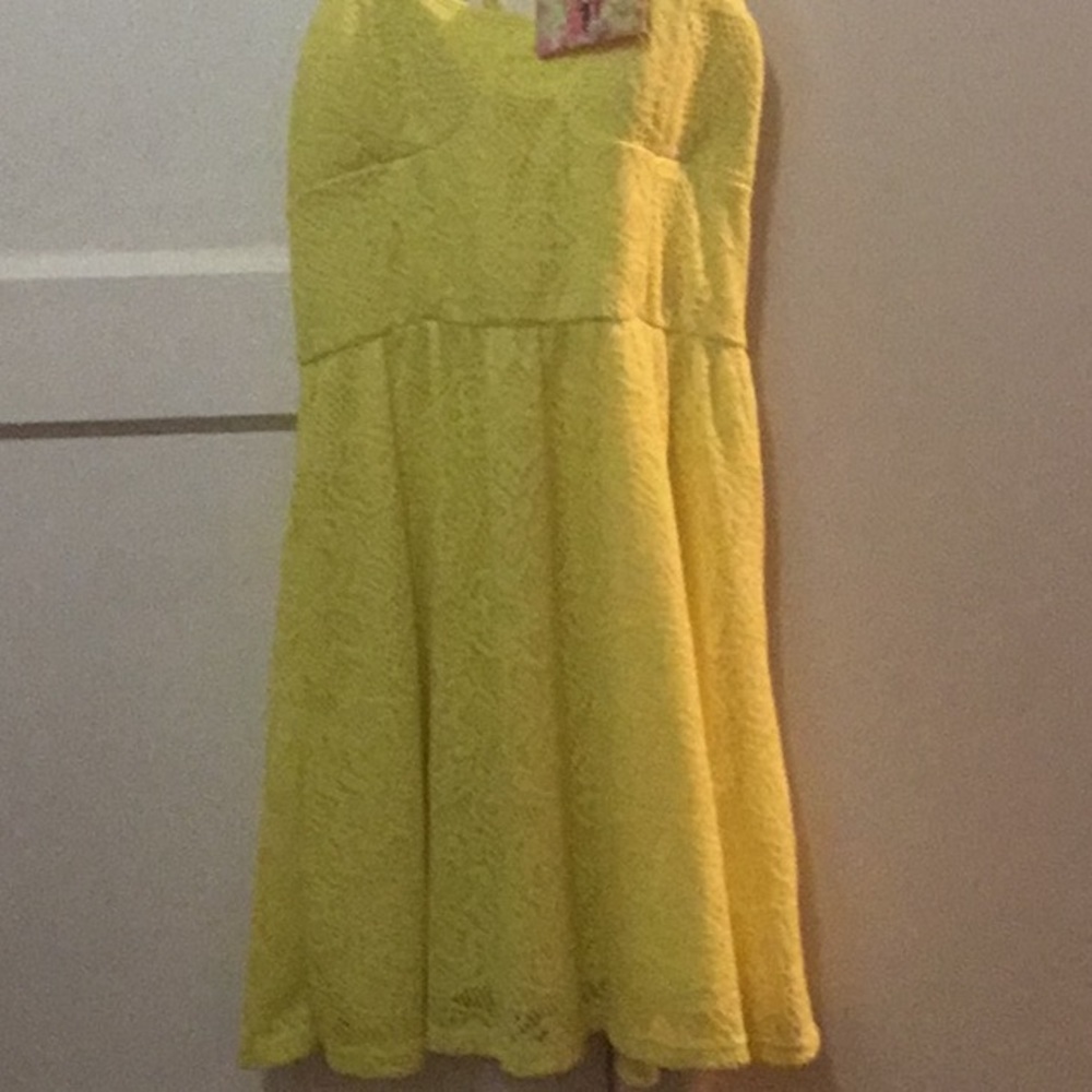Cute yellow dress new